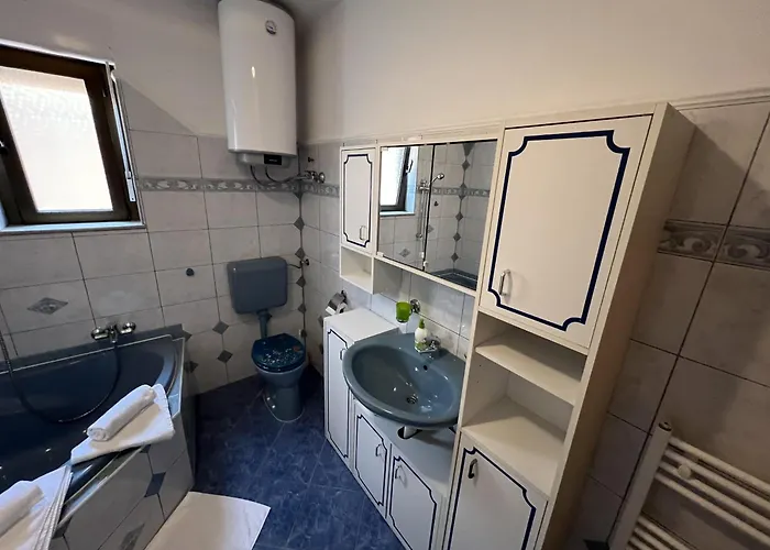 Appartamento With Parking Space Dramalj, - 23261 *