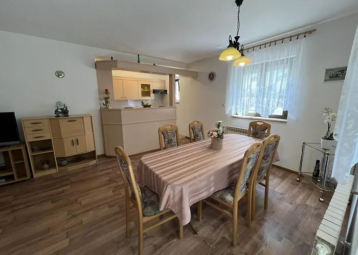With Parking Space Dramalj, - 23261 Appartamento