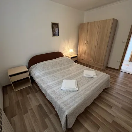 Apartment With A Parking Space Dramalj, - 23261